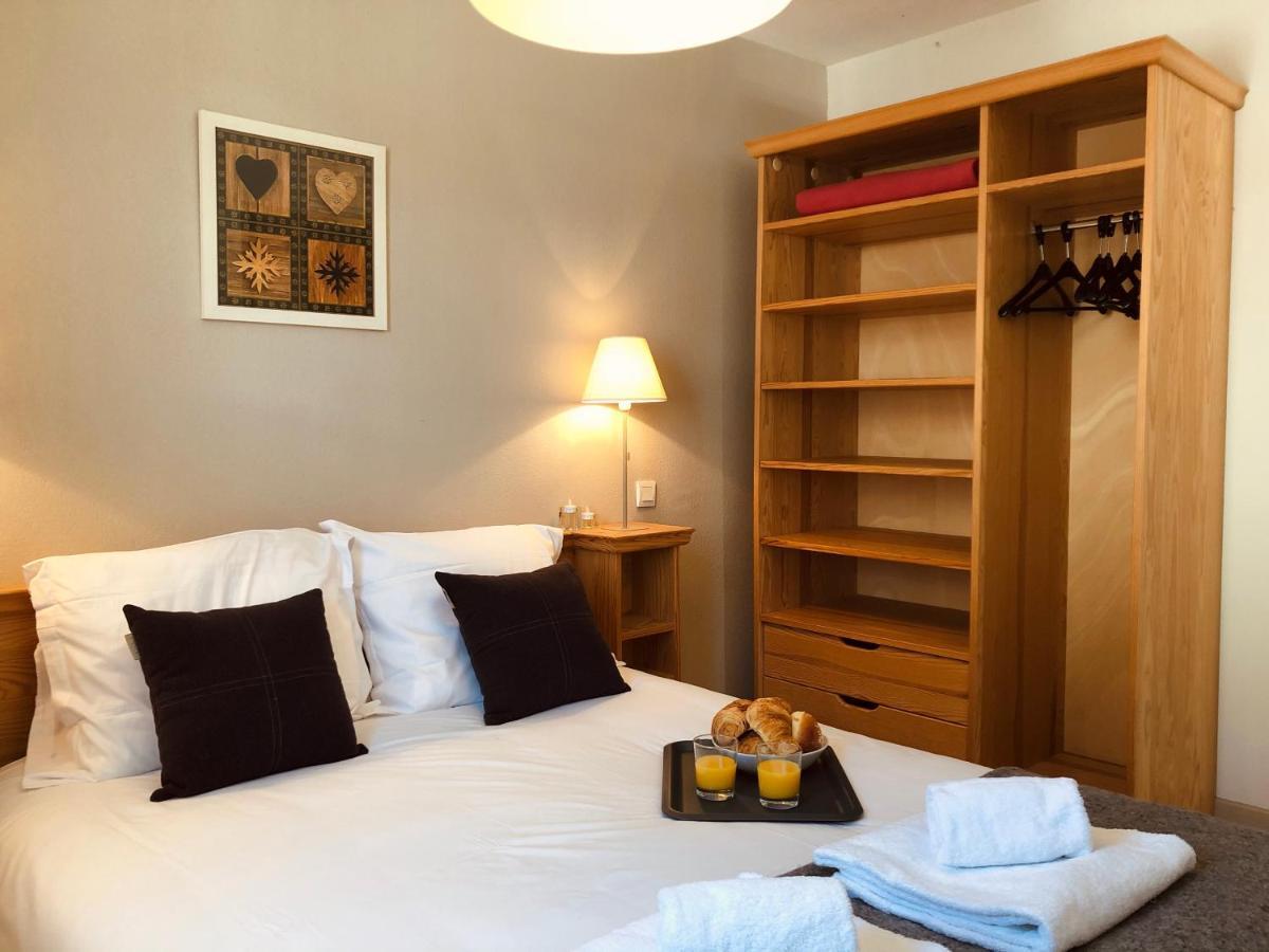 Le Castella: Appartement Cosy 6 Personnes Font-Romeu-Odeillo-Via Екстериор снимка